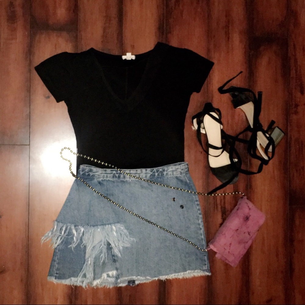 Black Urban Outfitters Top